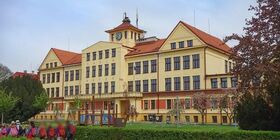 Základní škola Mšeno hledá nové zaměstnance 