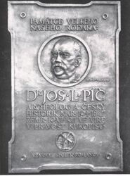 Pamětní deska J. L. Píčovi